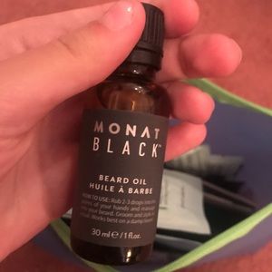 Monat Black Beard Oil
